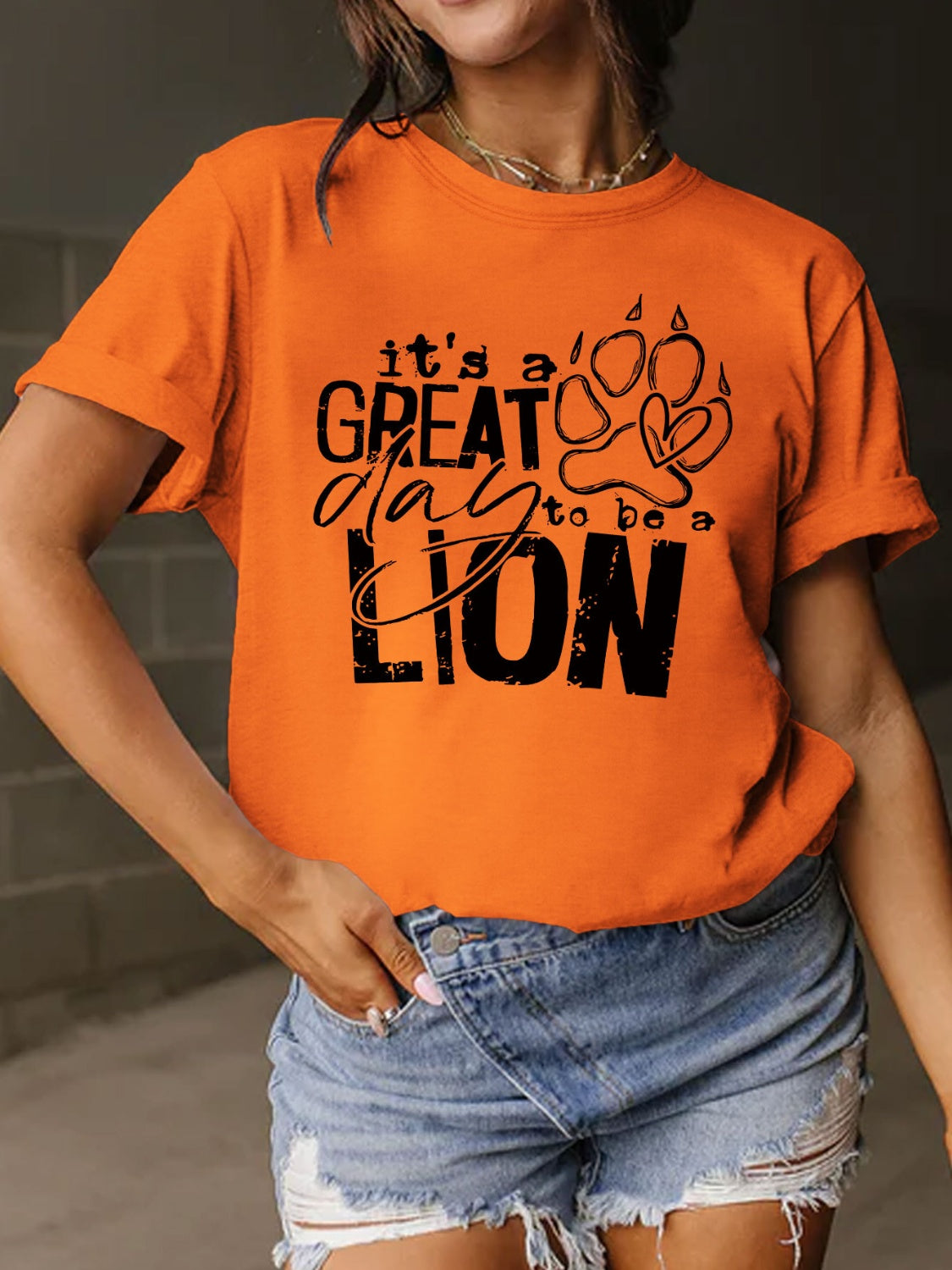 It's a Great day to be a Lion Short Sleeve T-Shirt