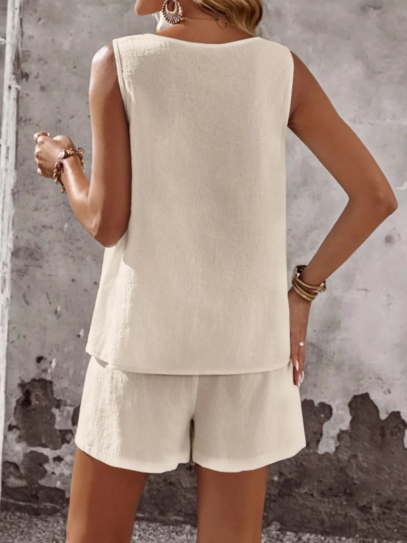 35a5624b59f34aac9b9e2752df14c185-Max-Origin