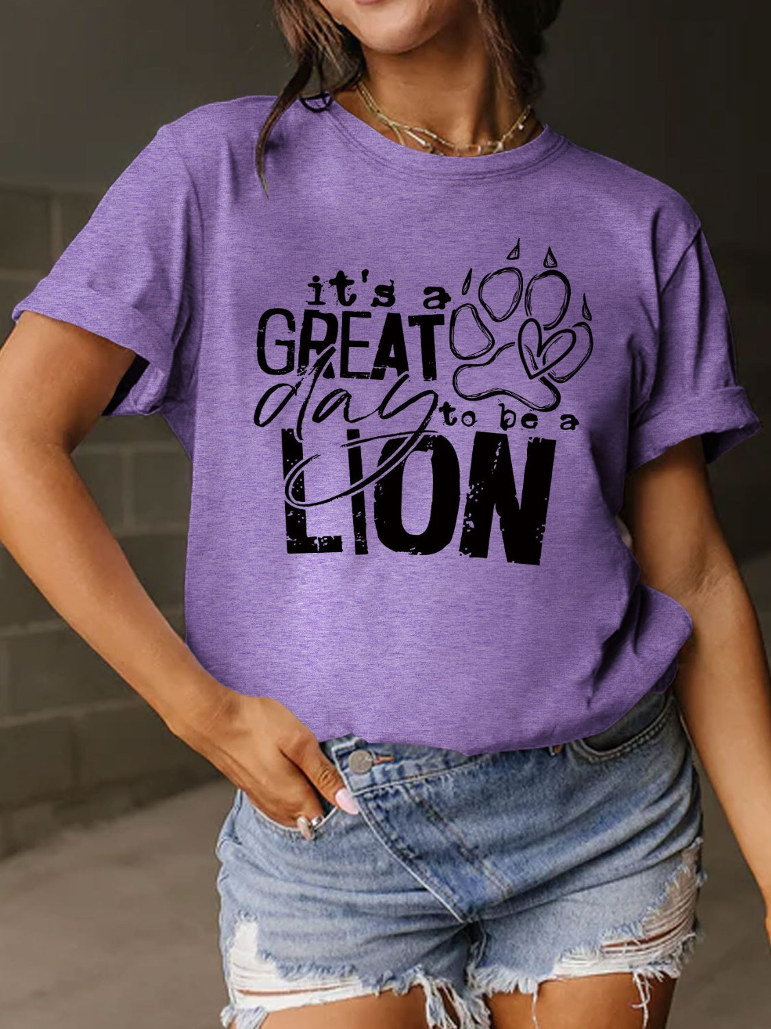 It's a Great day to be a Lion Short Sleeve T-Shirt