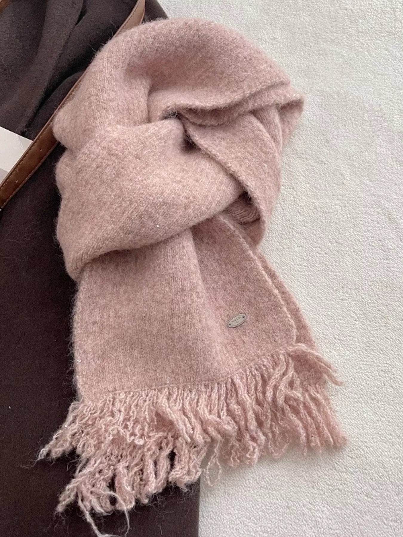 659d32e9668745f7b7be9fc2bca18baf-Max-Origin