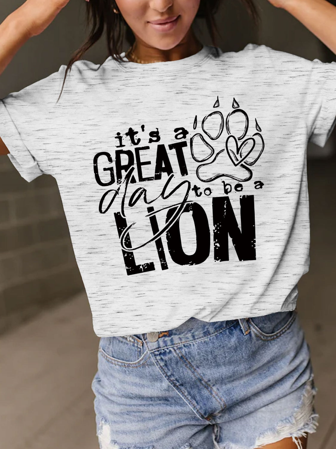 It's a Great day to be a Lion Short Sleeve T-Shirt