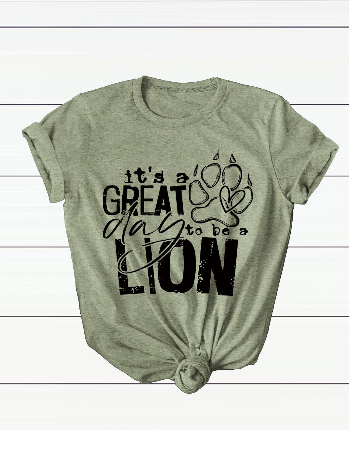 It's a Great day to be a Lion Short Sleeve T-Shirt