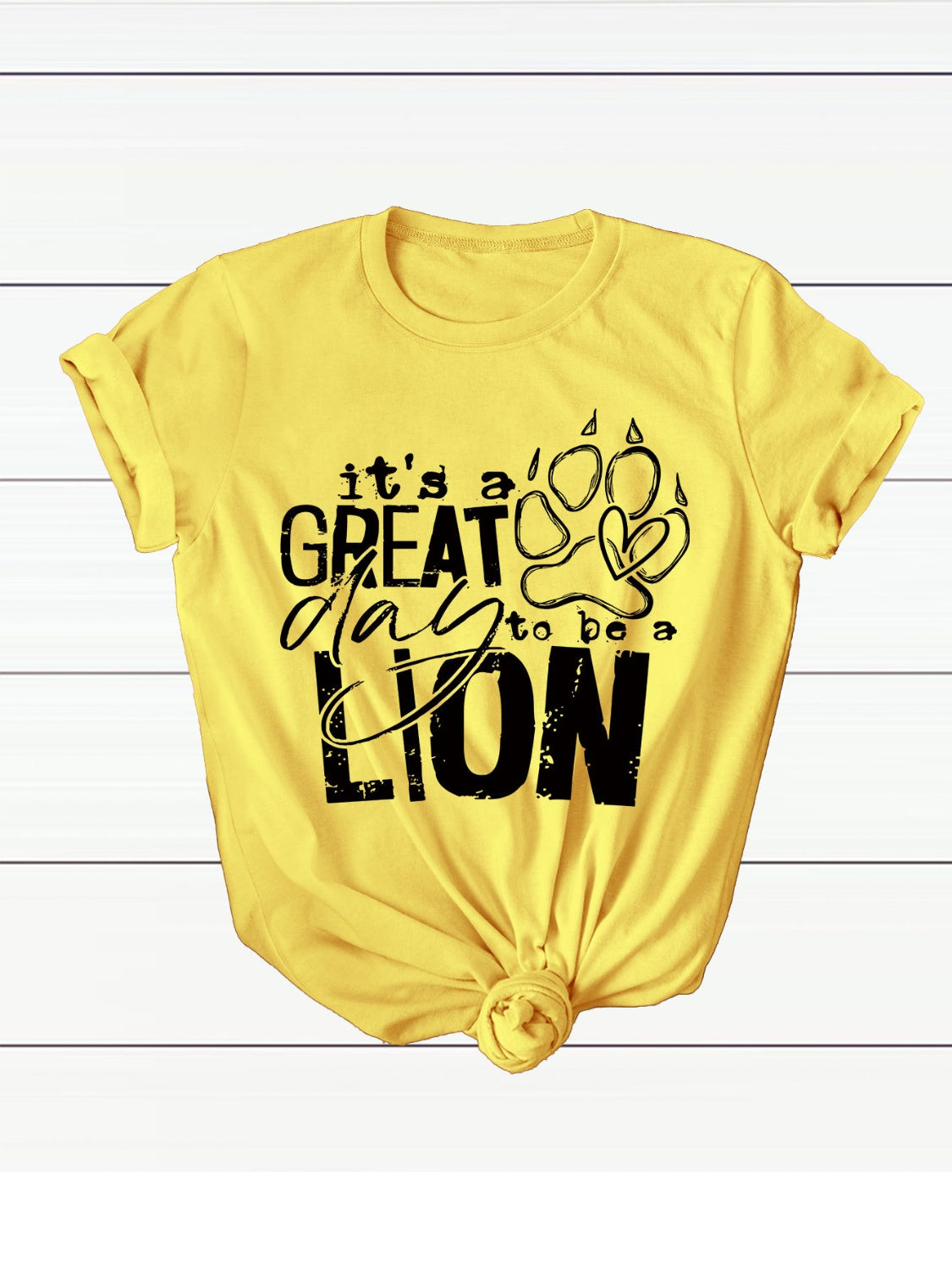 It's a Great day to be a Lion Short Sleeve T-Shirt