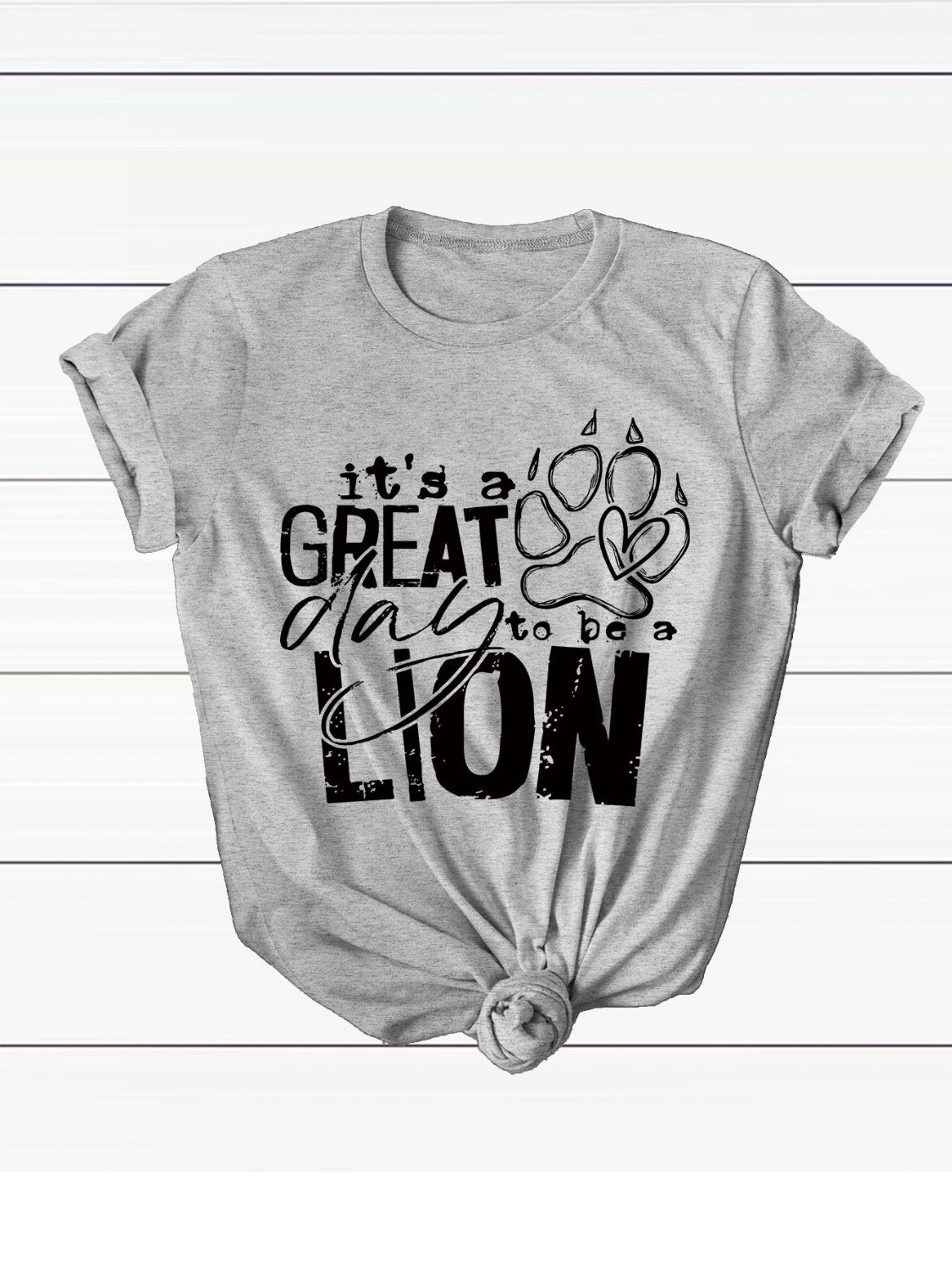 It's a Great day to be a Lion Short Sleeve T-Shirt