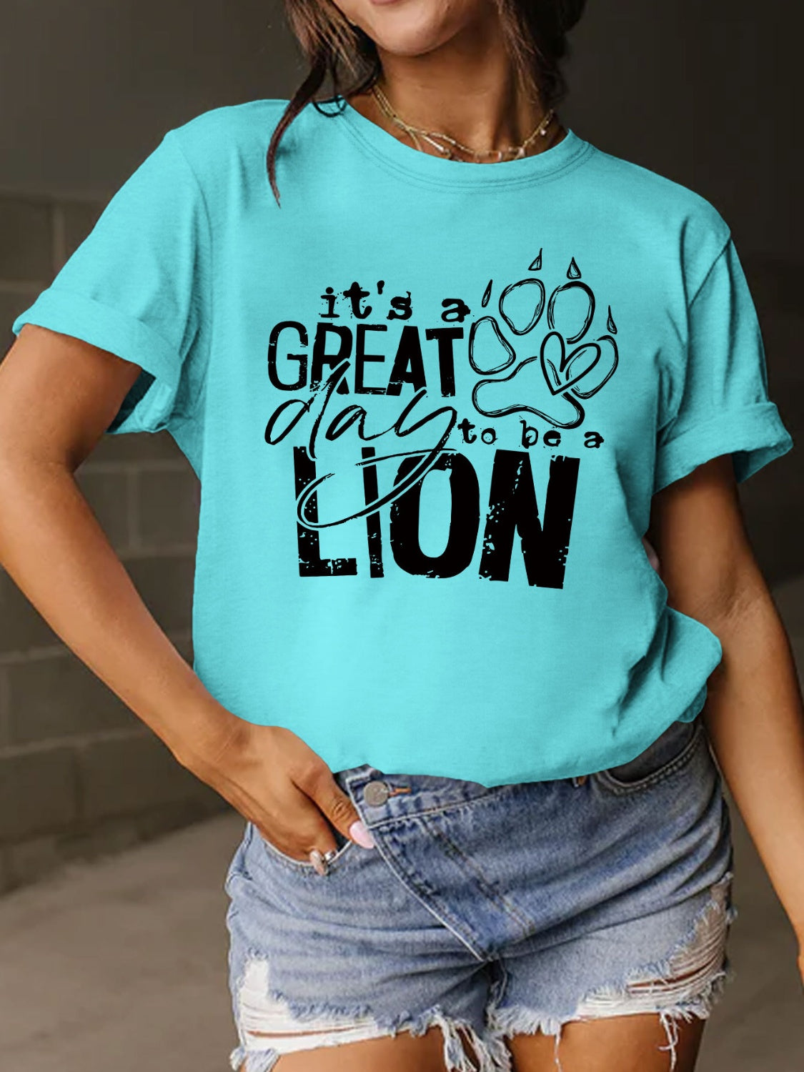 It's a Great day to be a Lion Short Sleeve T-Shirt