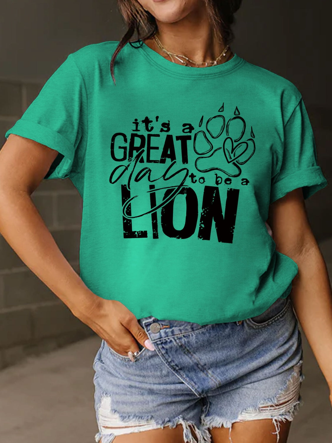 It's a Great day to be a Lion Short Sleeve T-Shirt