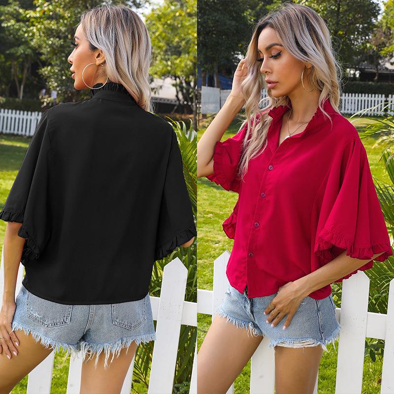 Medium Sleeved V-Neck Crop Top